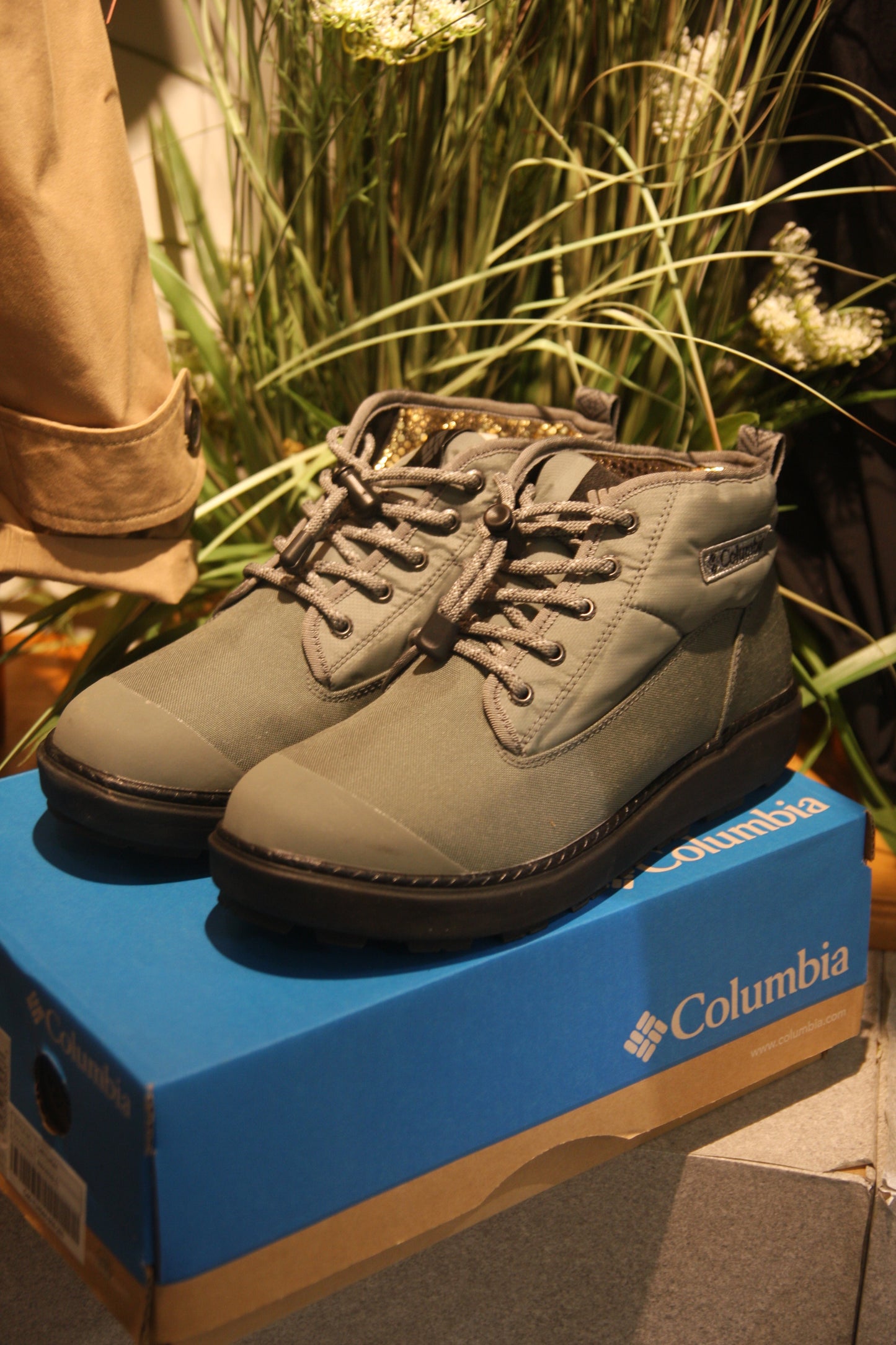 COLUMBIA BOOTS