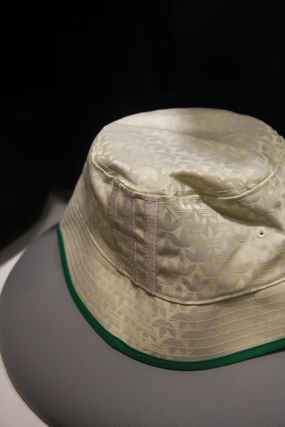 ADIDAS BUCKET HAT