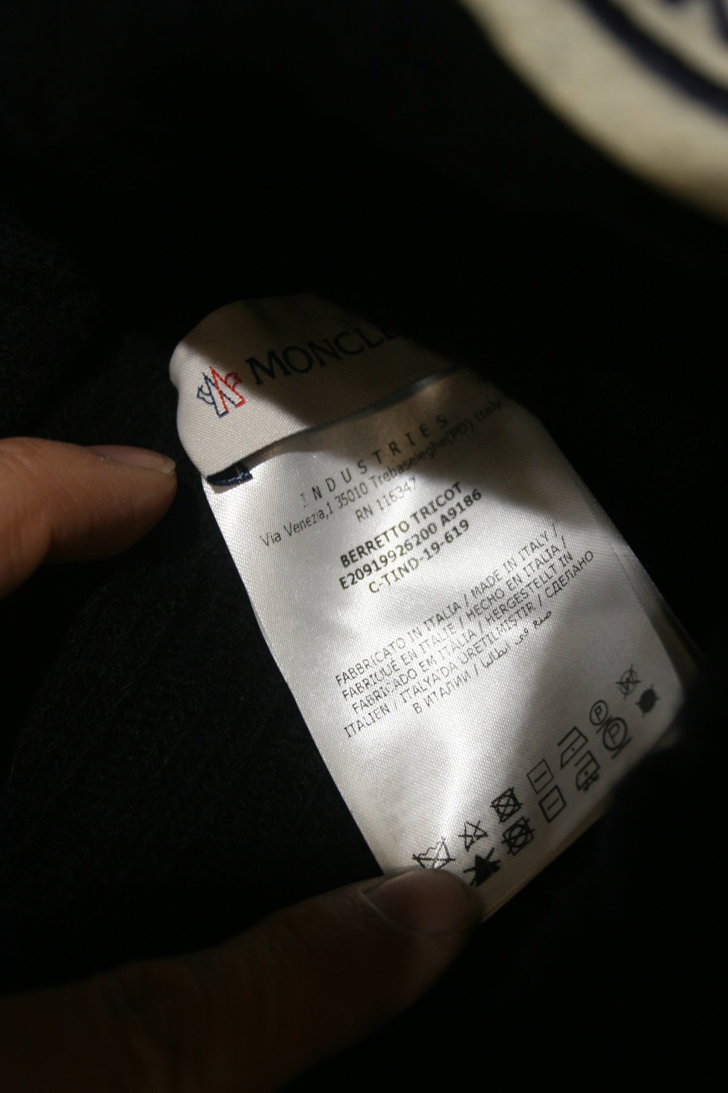 moncler oversize beanie